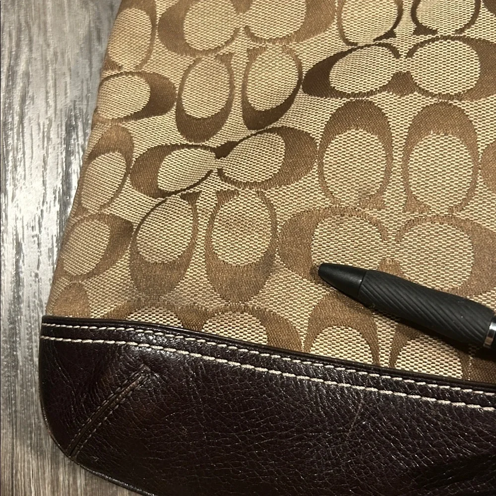 Coach Vintage‎ Y2K Signature Brown and Tan Hobo Bag